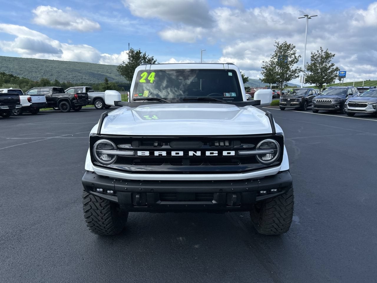 2024 Ford Bronco Outer Banks