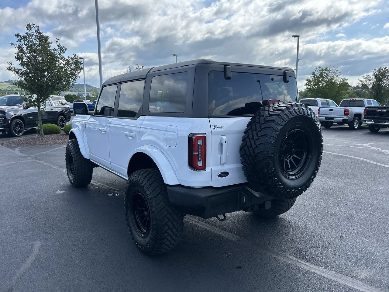 2024 Ford Bronco Outer Banks