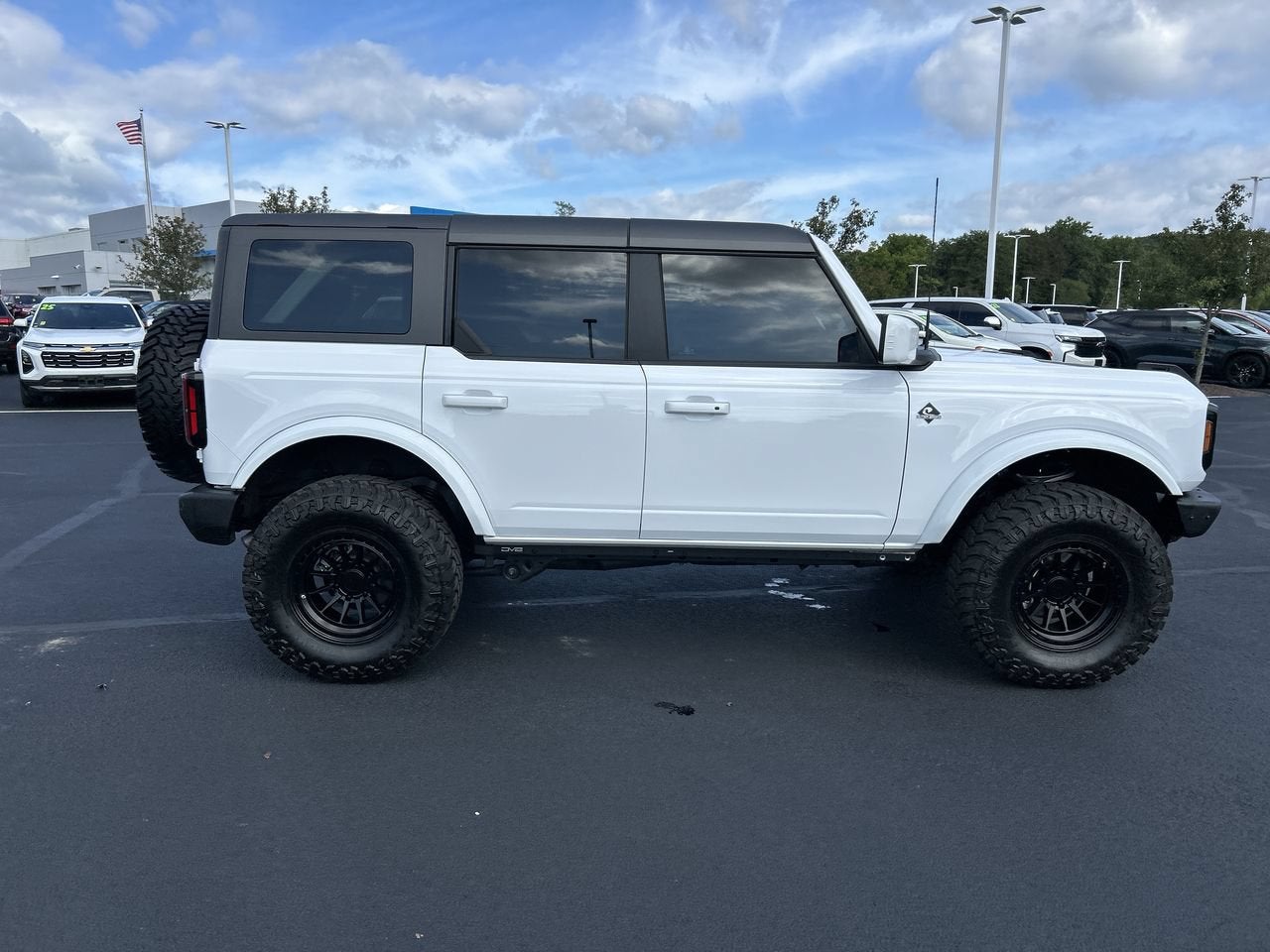 2024 Ford Bronco Outer Banks