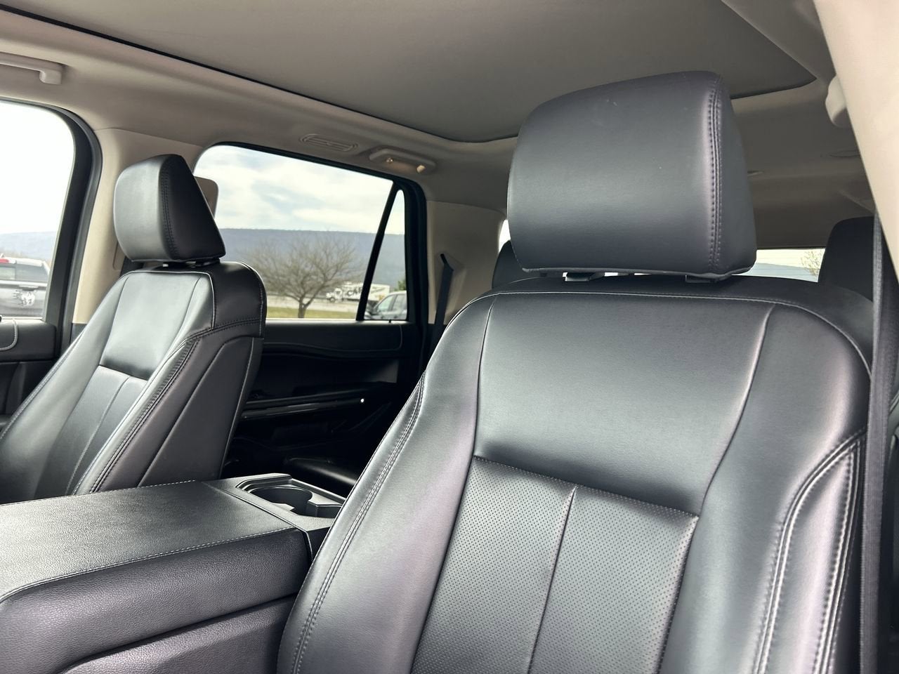 2022 Ford Expedition Max XLT