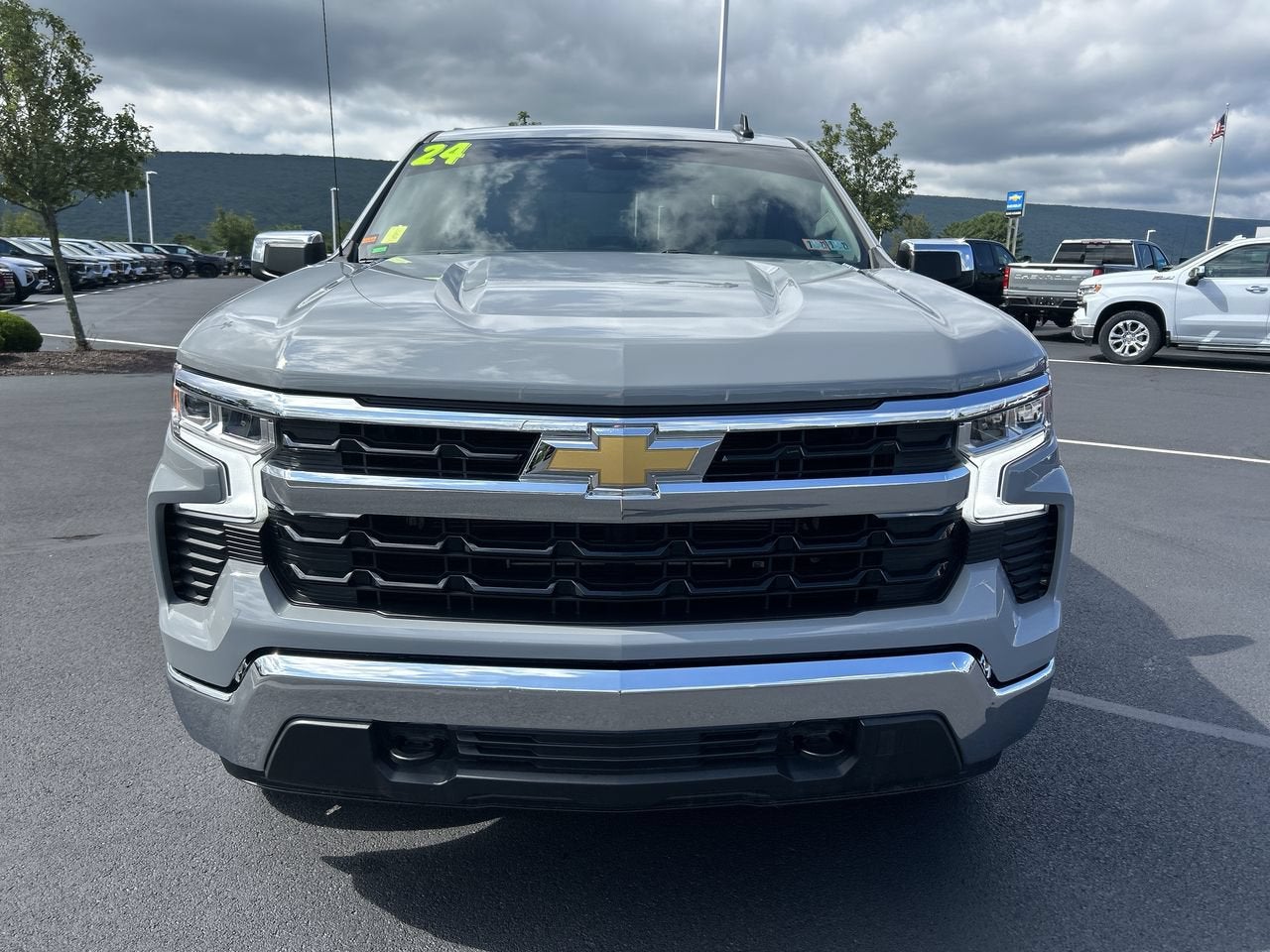 2024 Chevrolet Silverado 1500 LT (2FL)