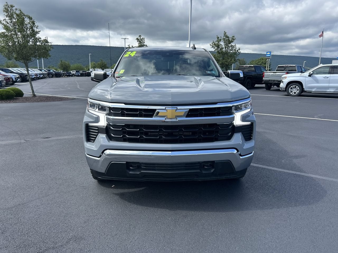 2024 Chevrolet Silverado 1500 LT (2FL)