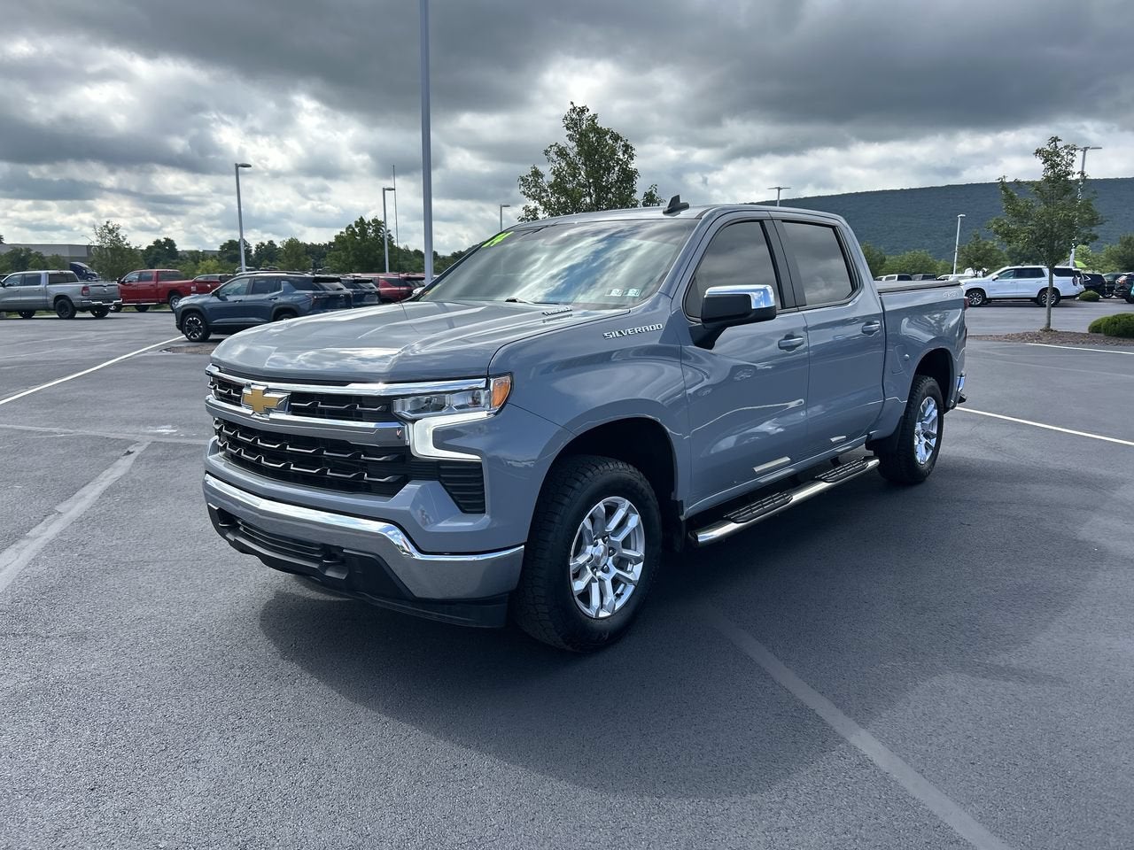 2024 Chevrolet Silverado 1500 LT (2FL)