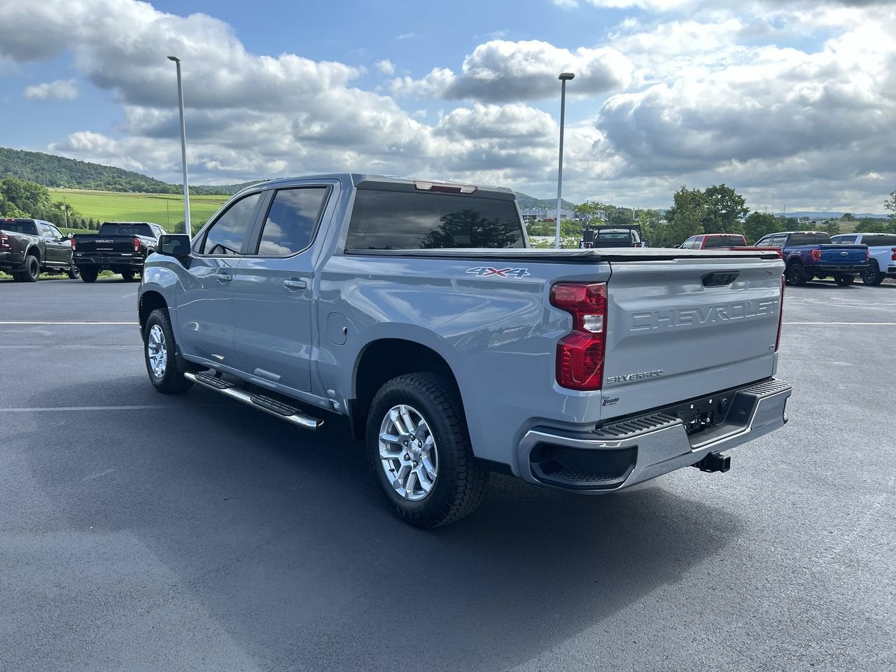 2024 Chevrolet Silverado 1500 LT (2FL)