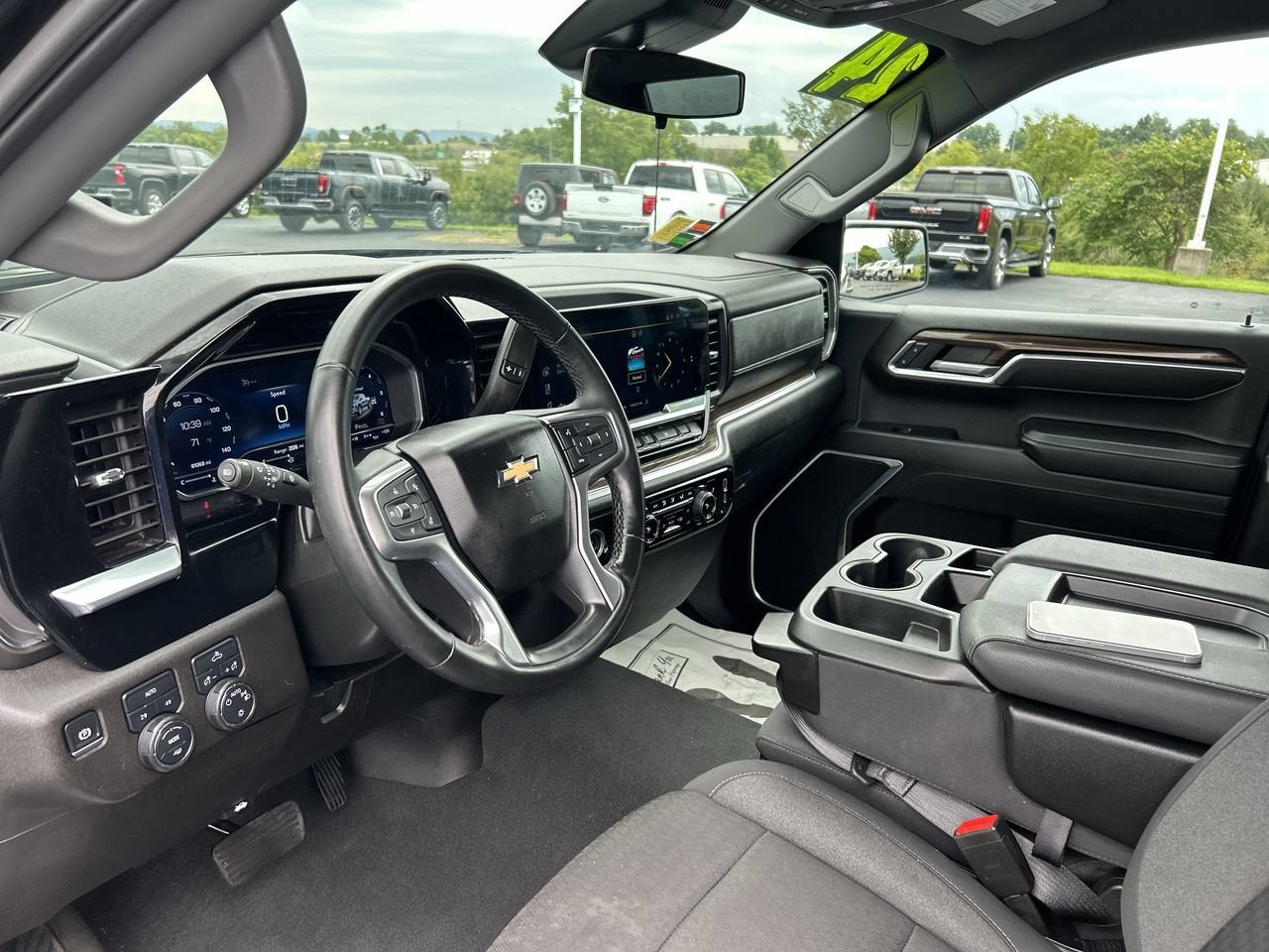2024 Chevrolet Silverado 1500 LT (2FL)