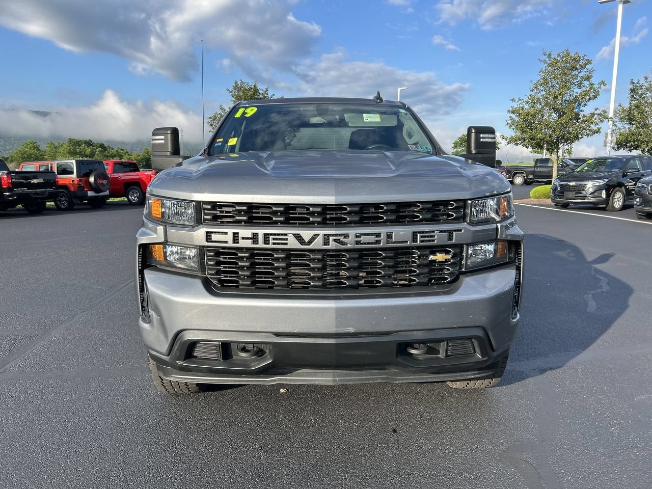 2019 Chevrolet Silverado 1500 Custom