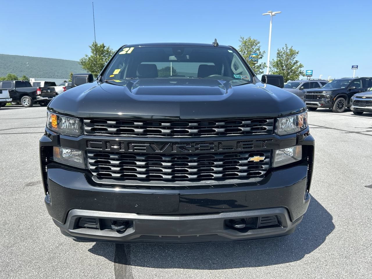 2021 Chevrolet Silverado 1500 Custom