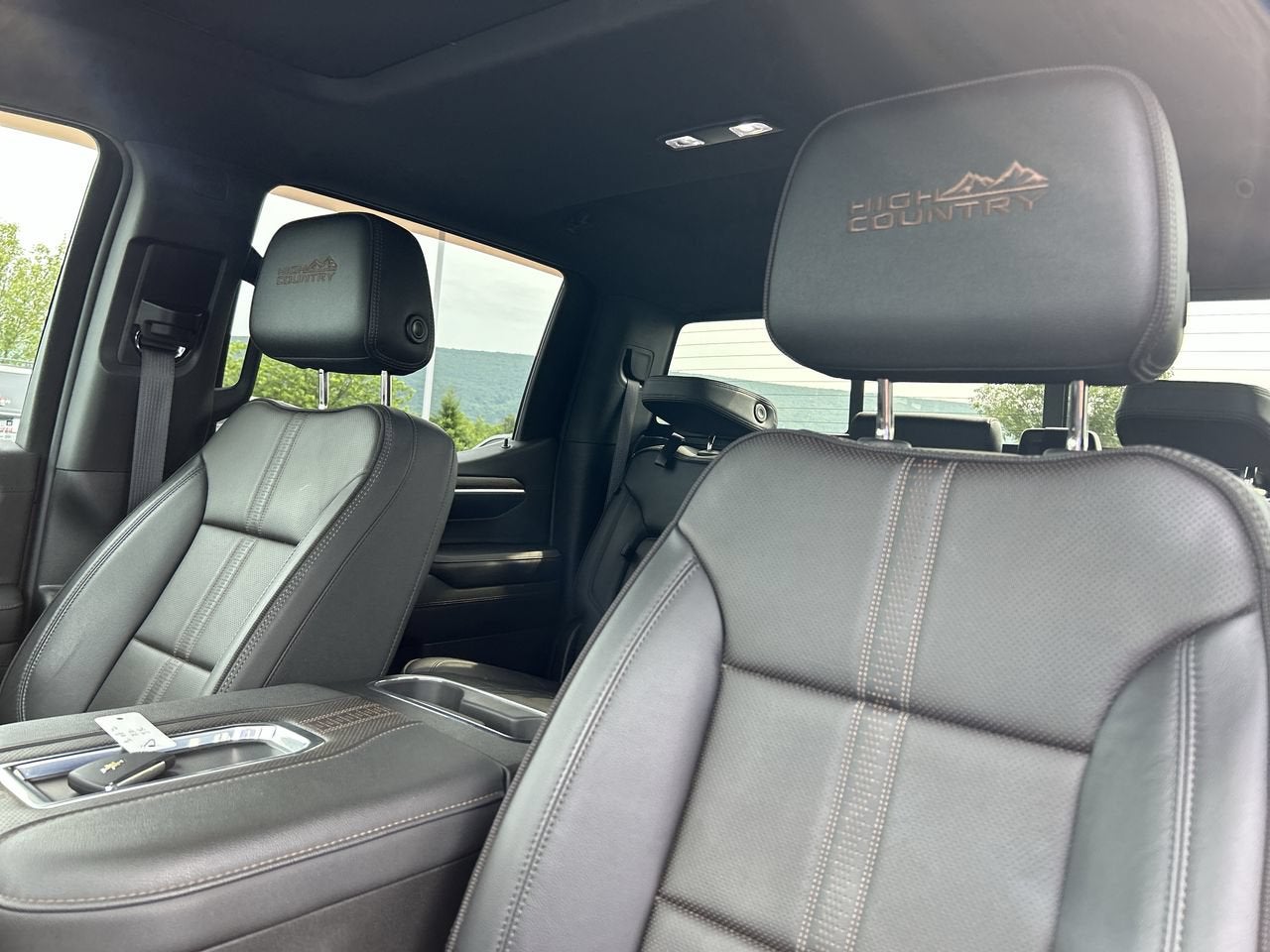 2022 Chevrolet Silverado 1500 High Country