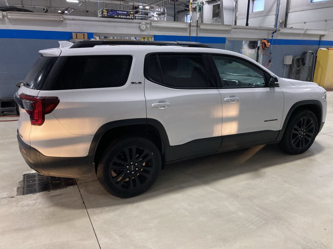 2021 GMC Acadia SLE