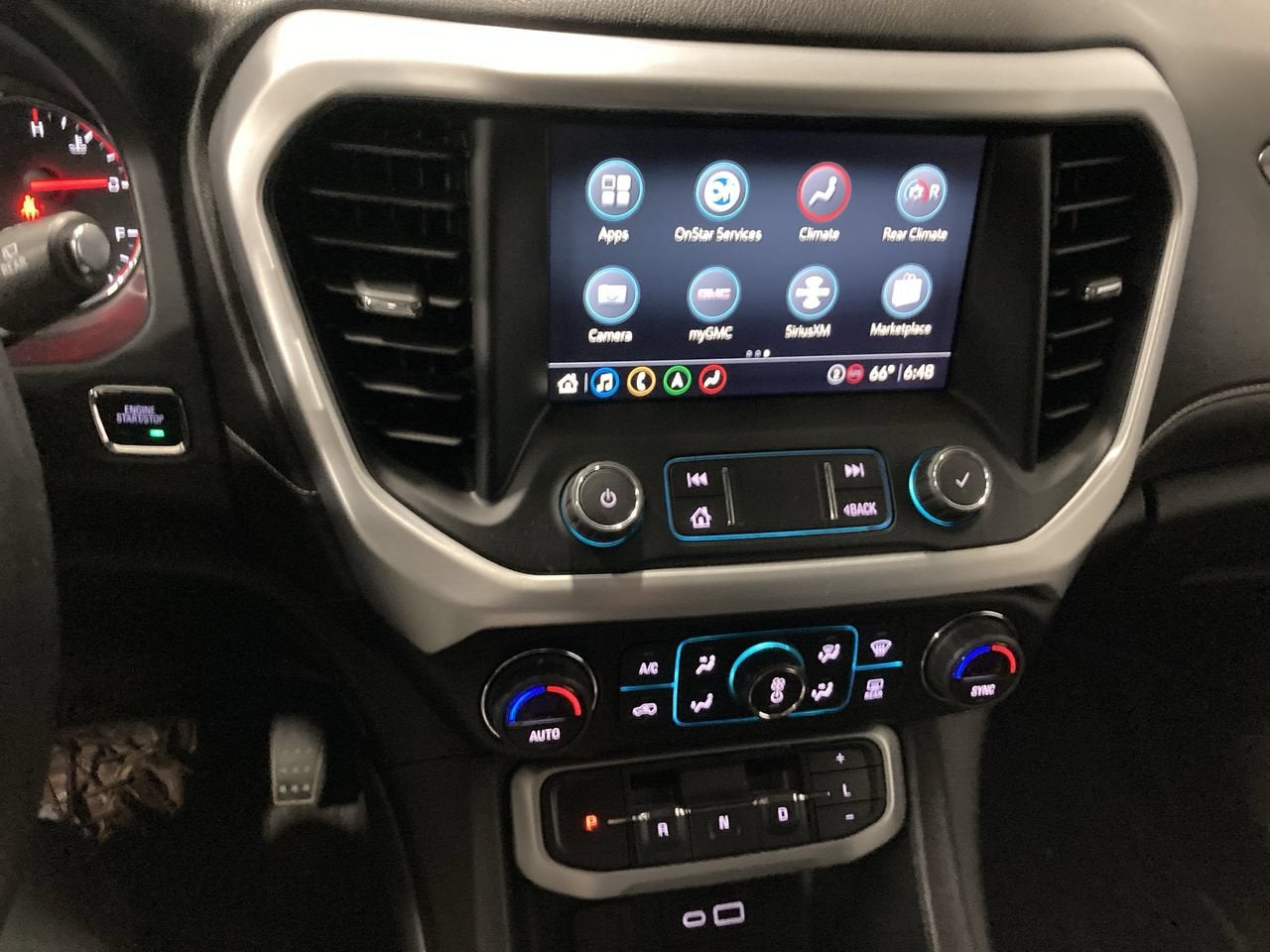 2021 GMC Acadia SLT