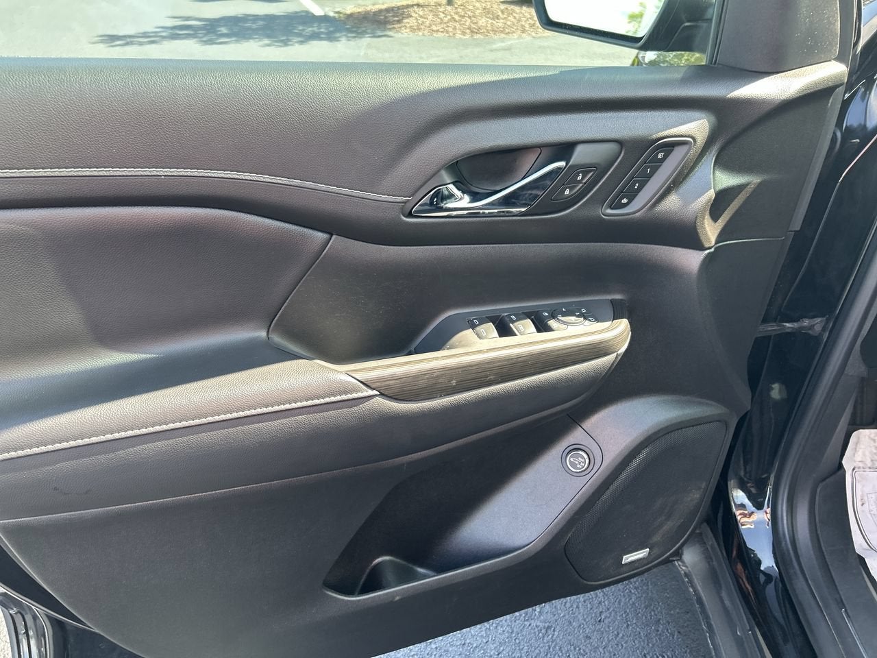 2021 GMC Acadia SLT
