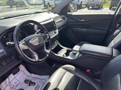 2021 GMC Acadia SLT