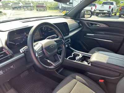 2024 Chevrolet Traverse LS