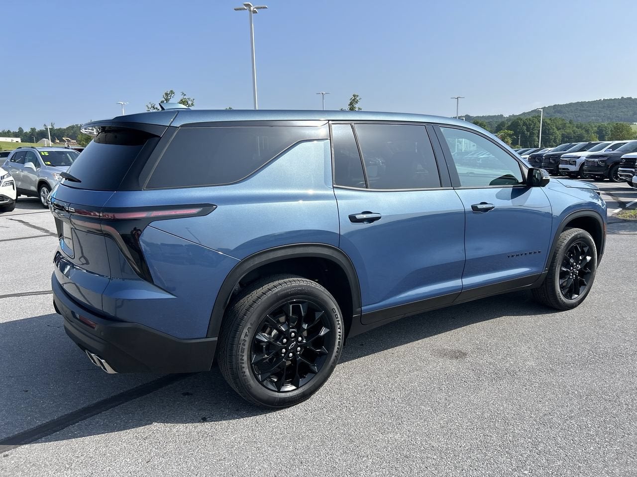 2024 Chevrolet Traverse LS