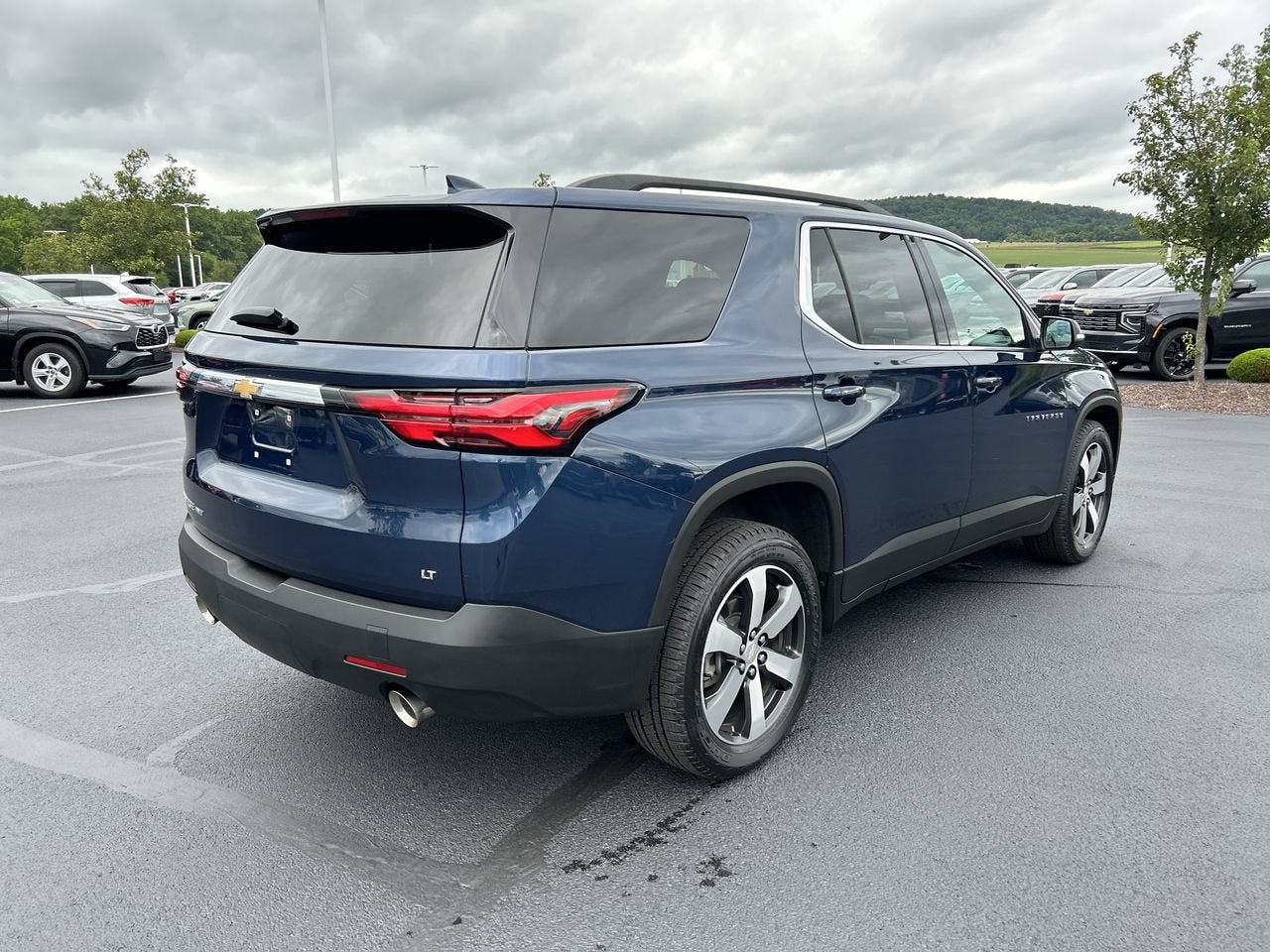 2023 Chevrolet Traverse LT Leather