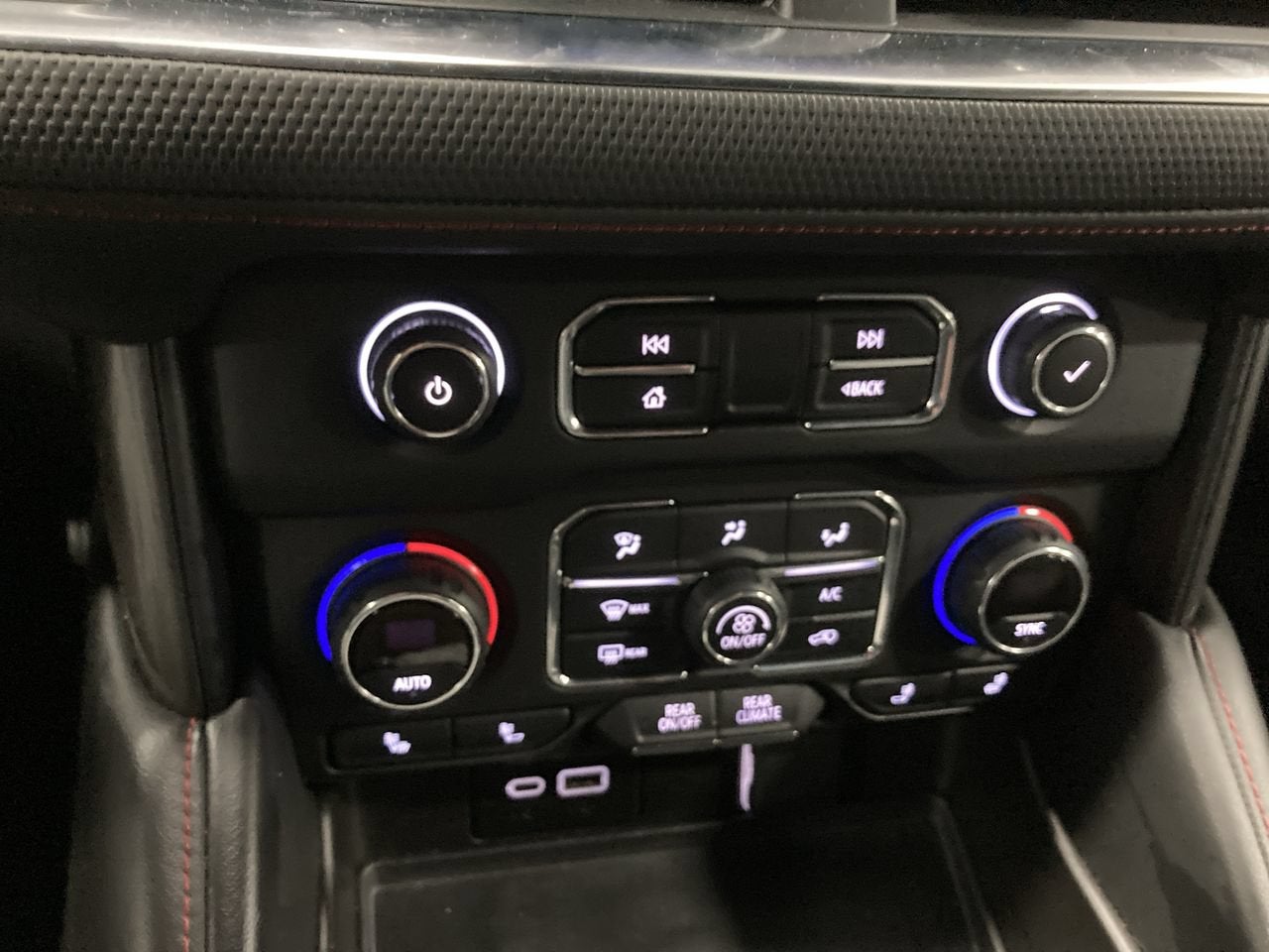 2021 Chevrolet Suburban RST