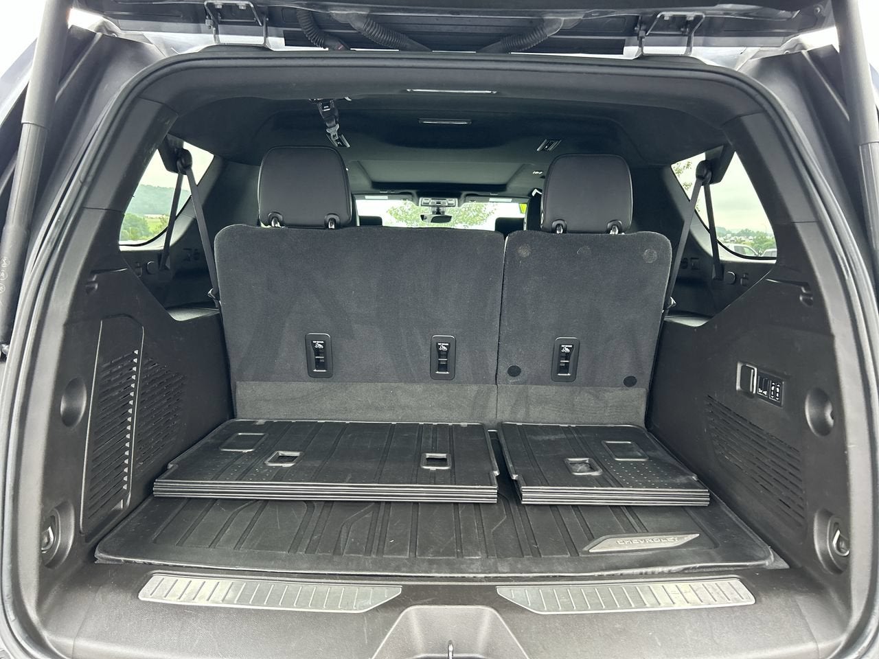 2021 Chevrolet Suburban High Country