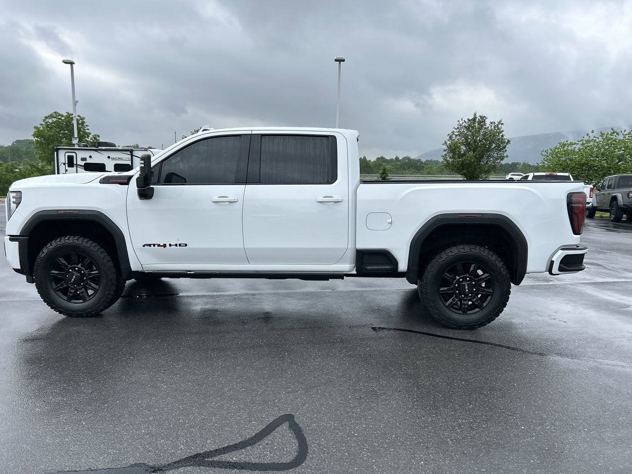 2024 GMC Sierra 2500 HD AT4