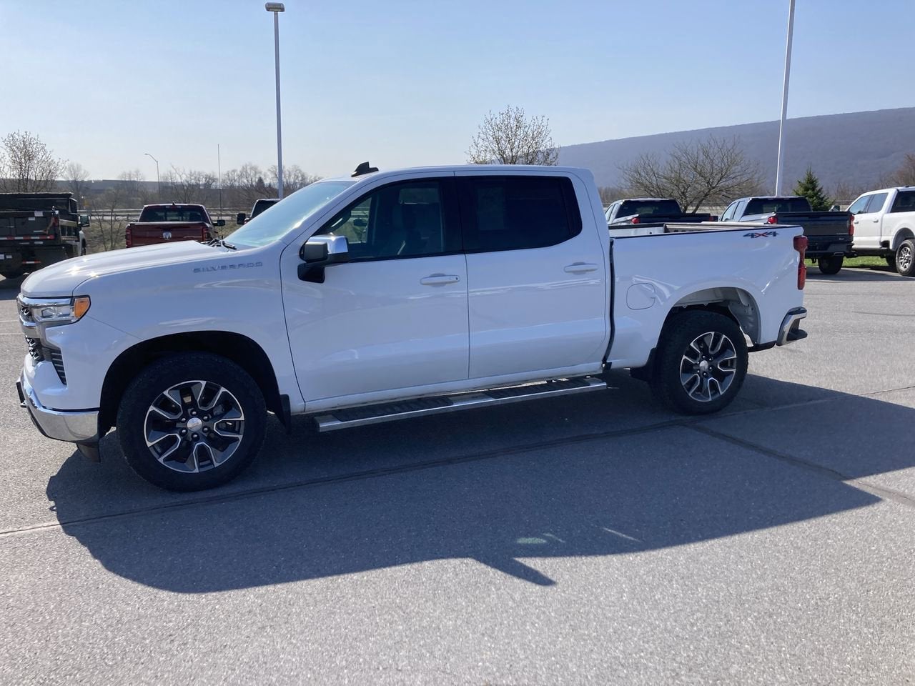 2023 Chevrolet Silverado 1500 LT (2FL)