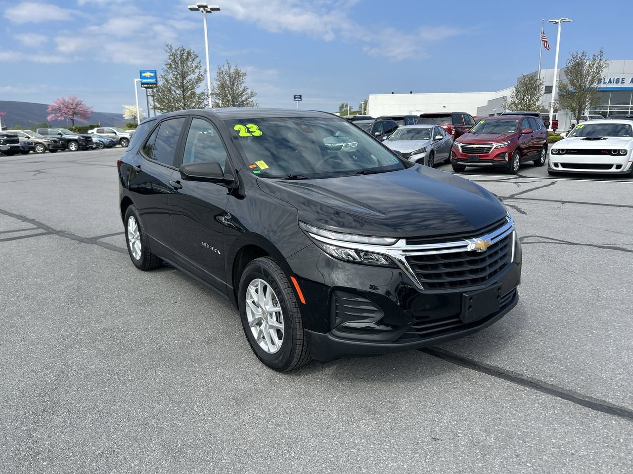 2023 Chevrolet Equinox LS
