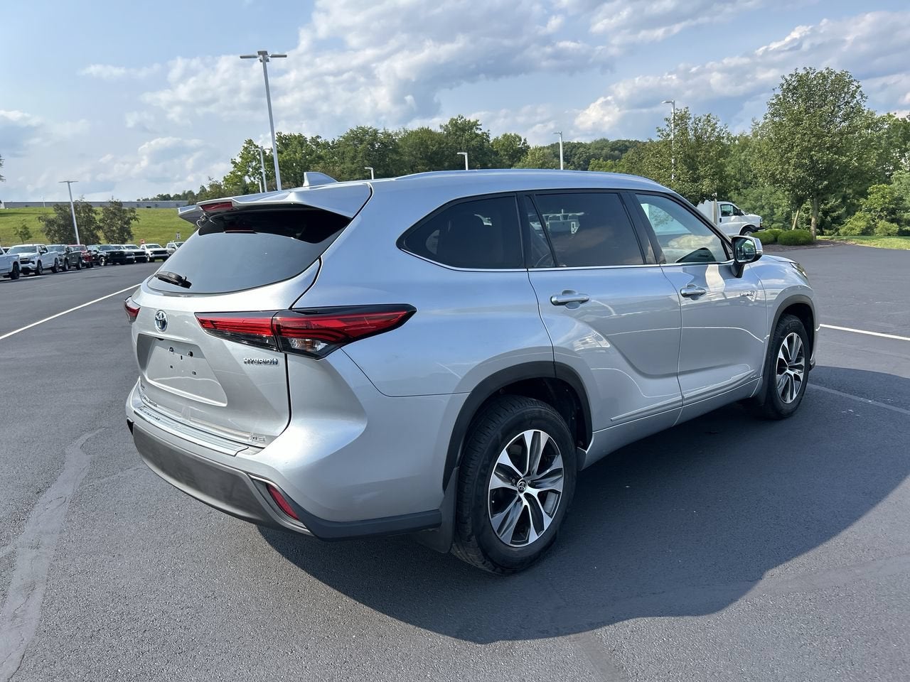 2021 Toyota Highlander Hybrid XLE