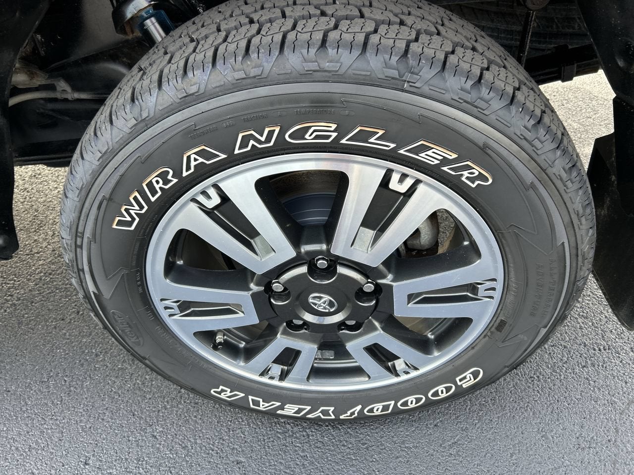 2020 Toyota Tundra 4WD SR5