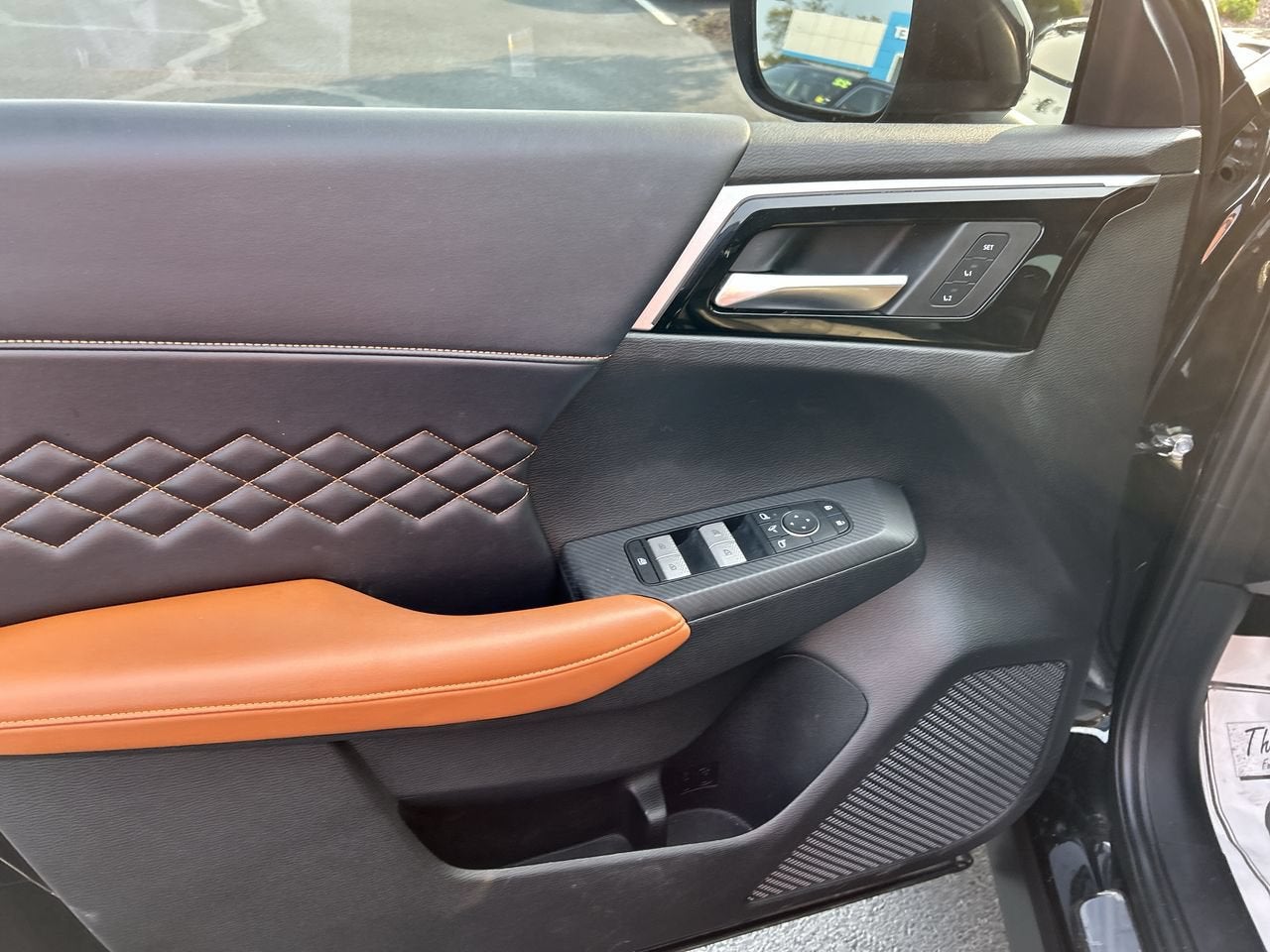 2023 Mitsubishi Outlander SEL