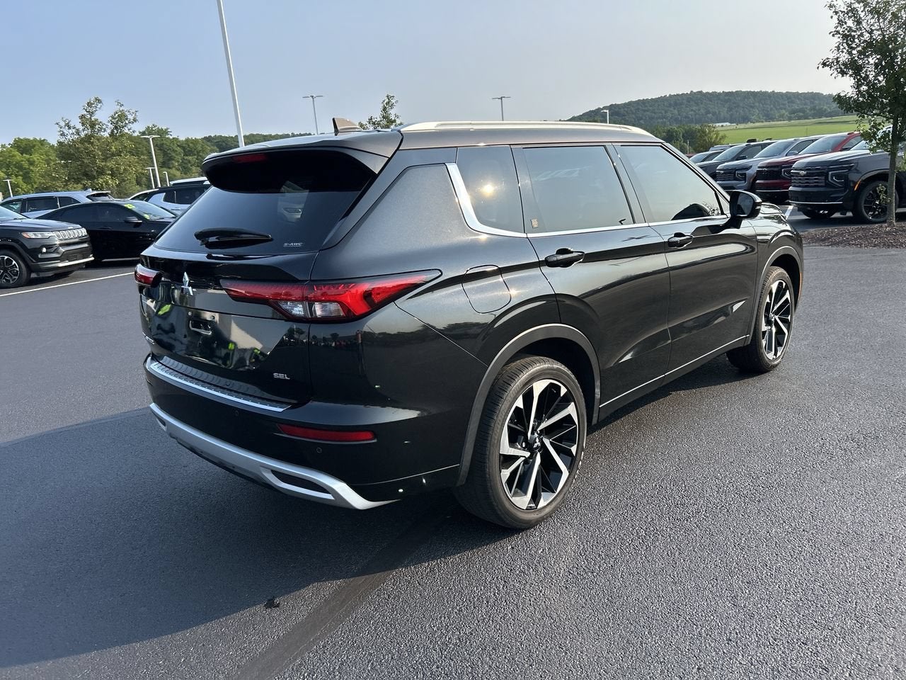 2023 Mitsubishi Outlander SEL