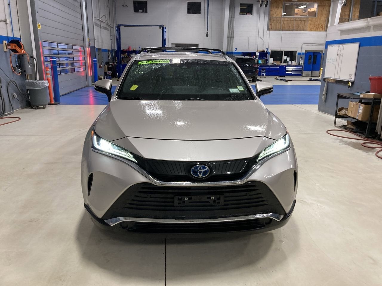 2021 Toyota Venza LE