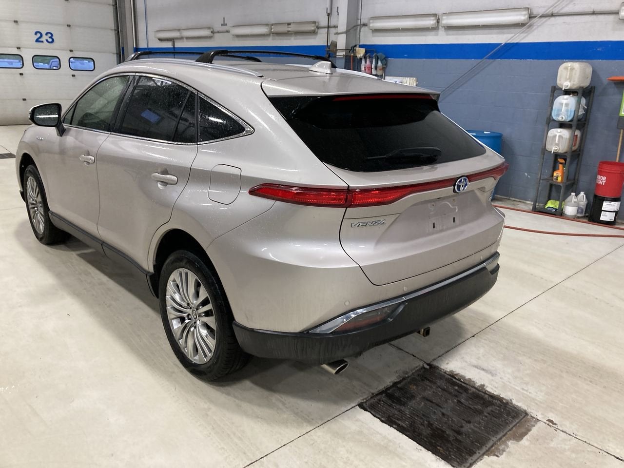 2021 Toyota Venza LE