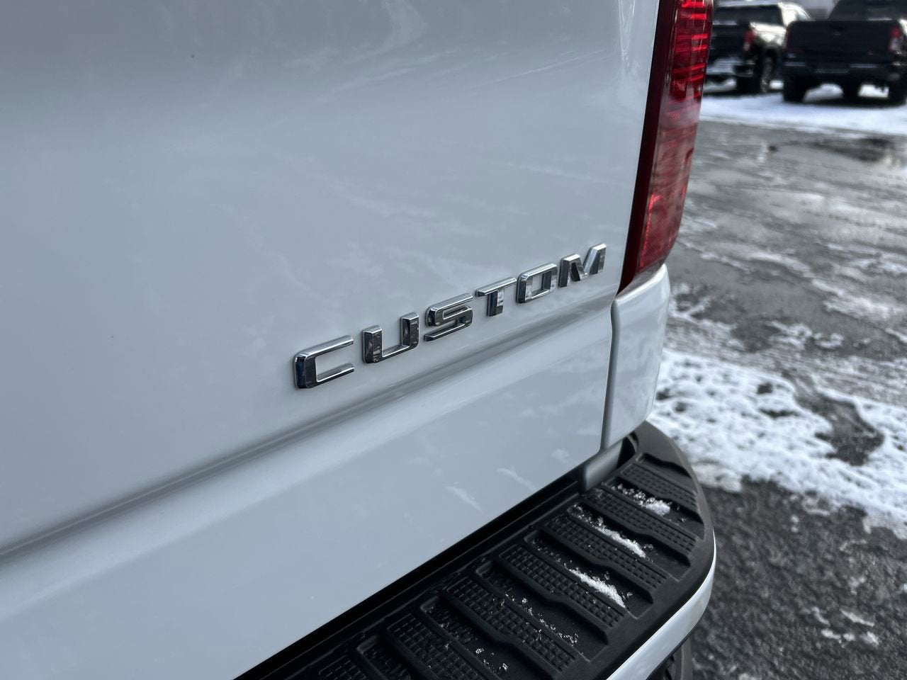 2023 Chevrolet Silverado 1500 Custom