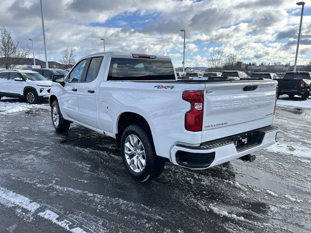 2023 Chevrolet Silverado 1500 Custom