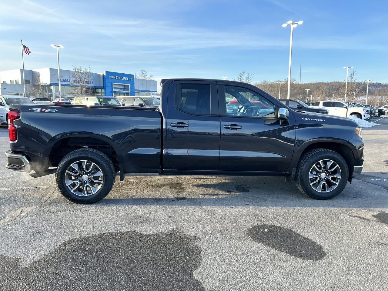 2023 Chevrolet Silverado 1500 LT