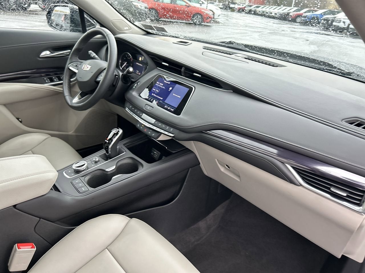 2022 Cadillac XT4 AWD Luxury