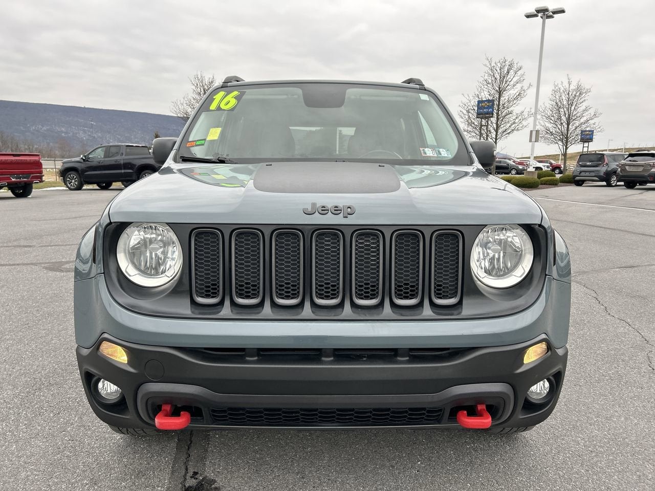 2016 Jeep Renegade Trailhawk