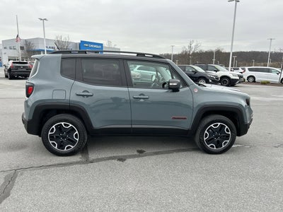 2016 Jeep Renegade Trailhawk
