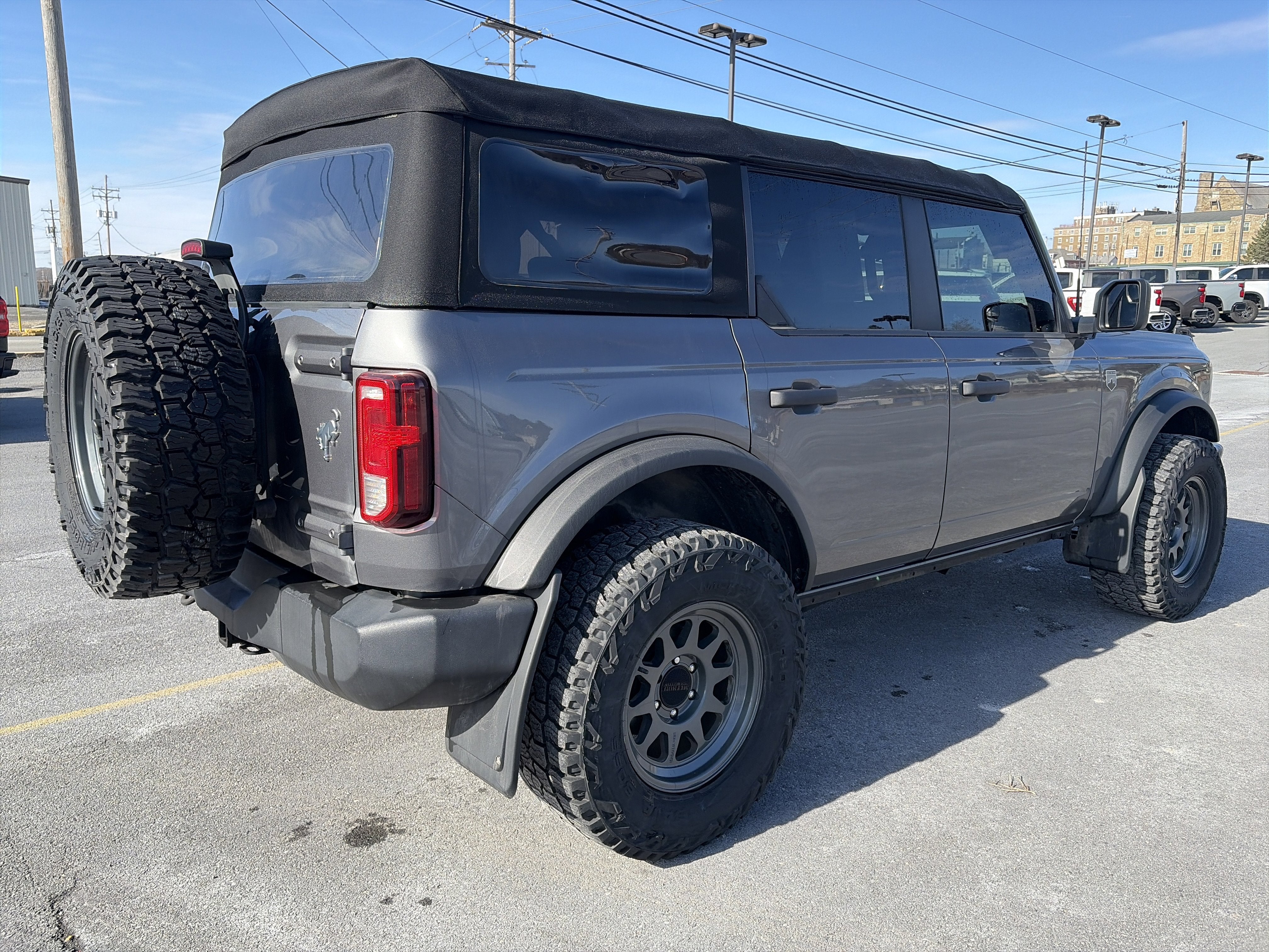 2022 Ford Bronco Base