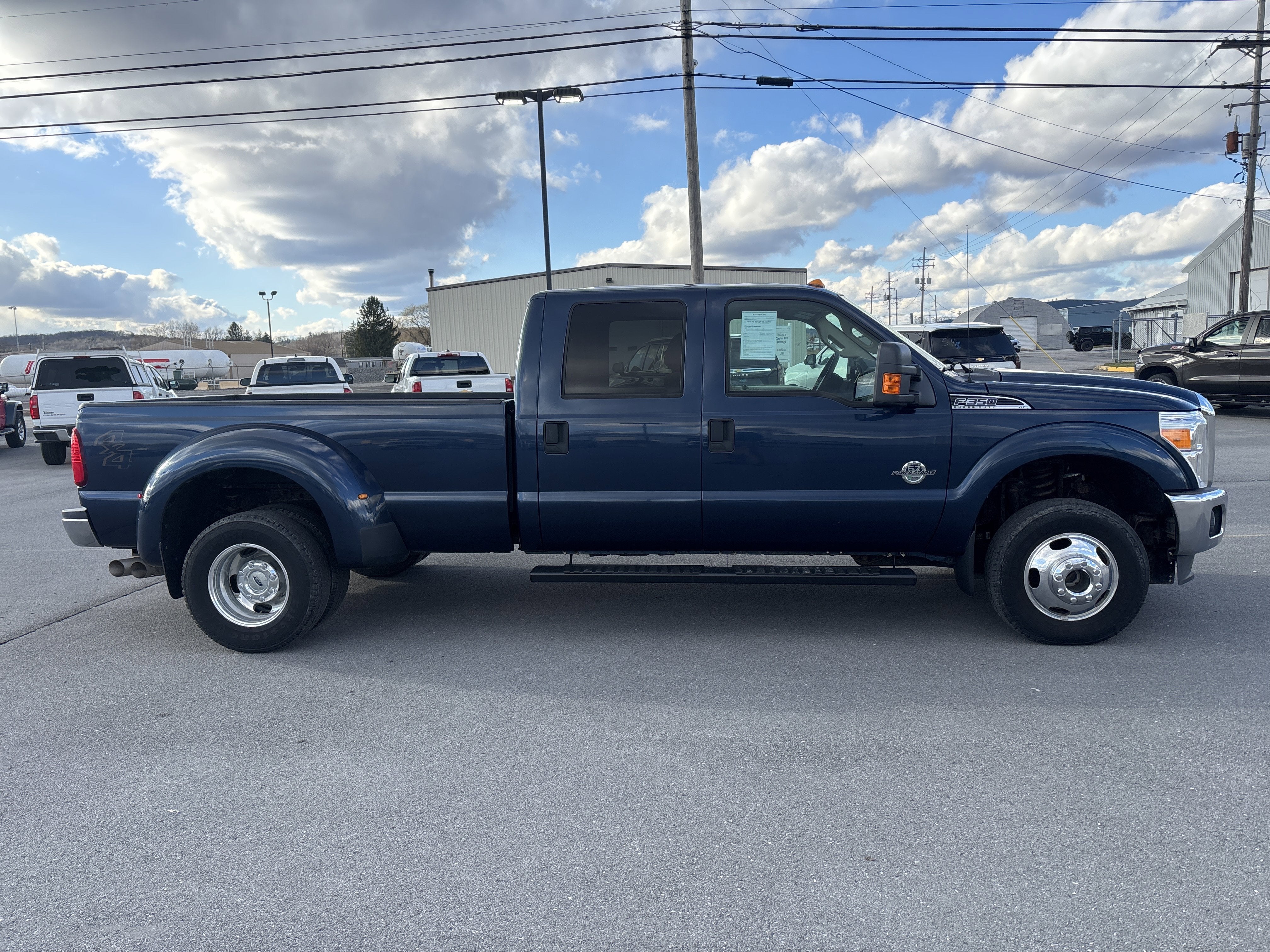2016 Ford Super Duty F-350 DRW Lariat