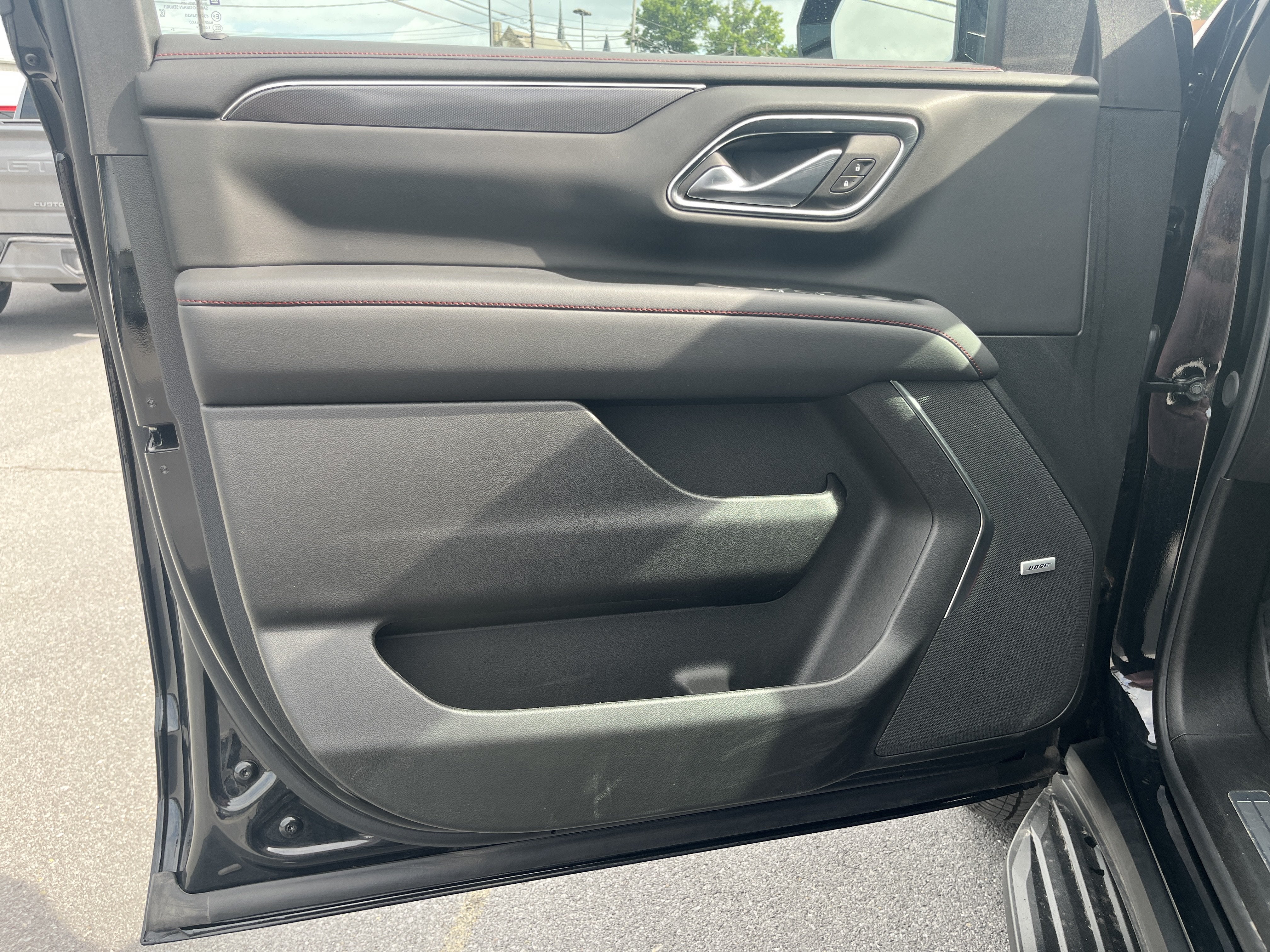 2024 Chevrolet Suburban RST