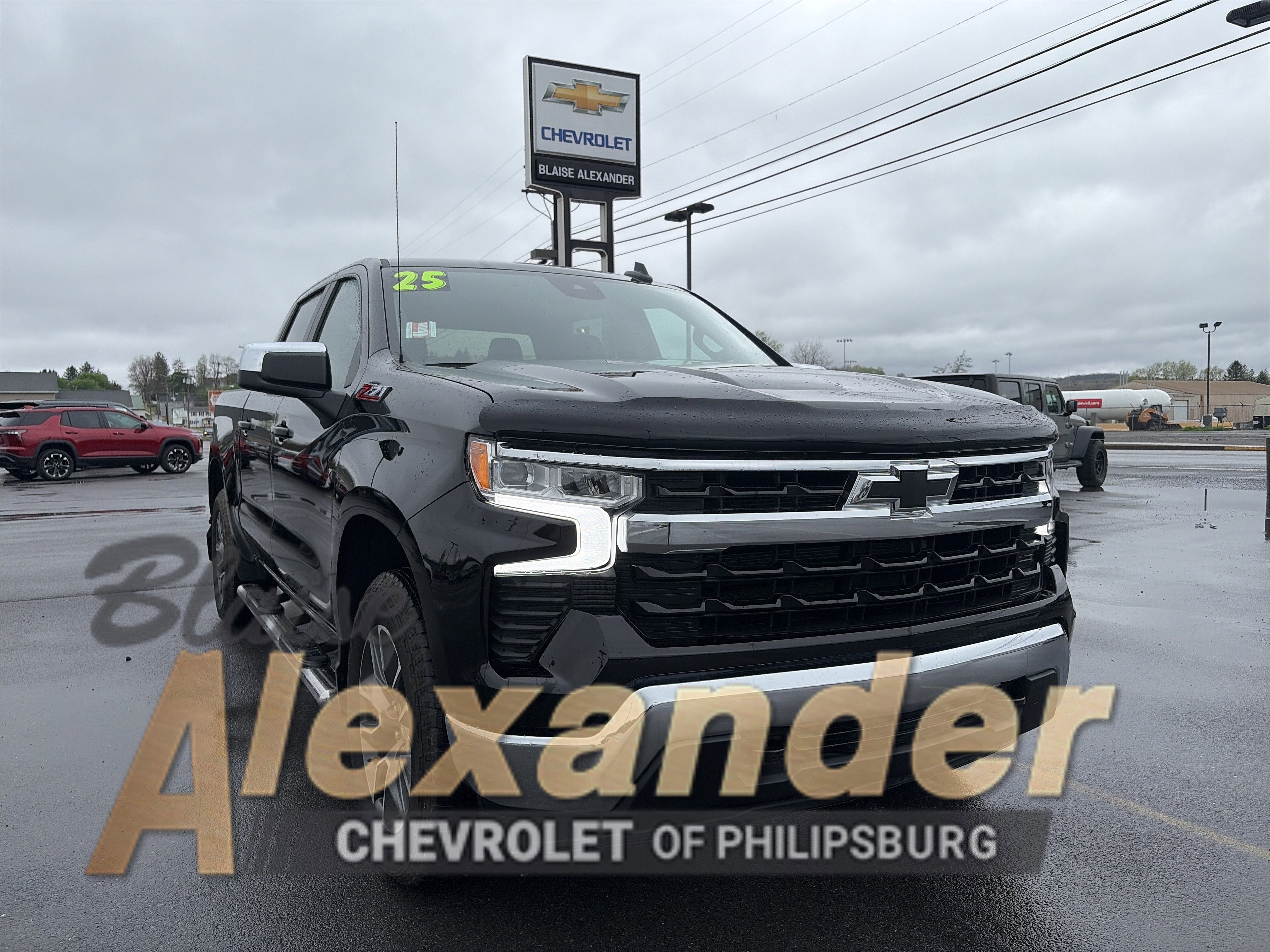 2025 Chevrolet Silverado 1500 LT