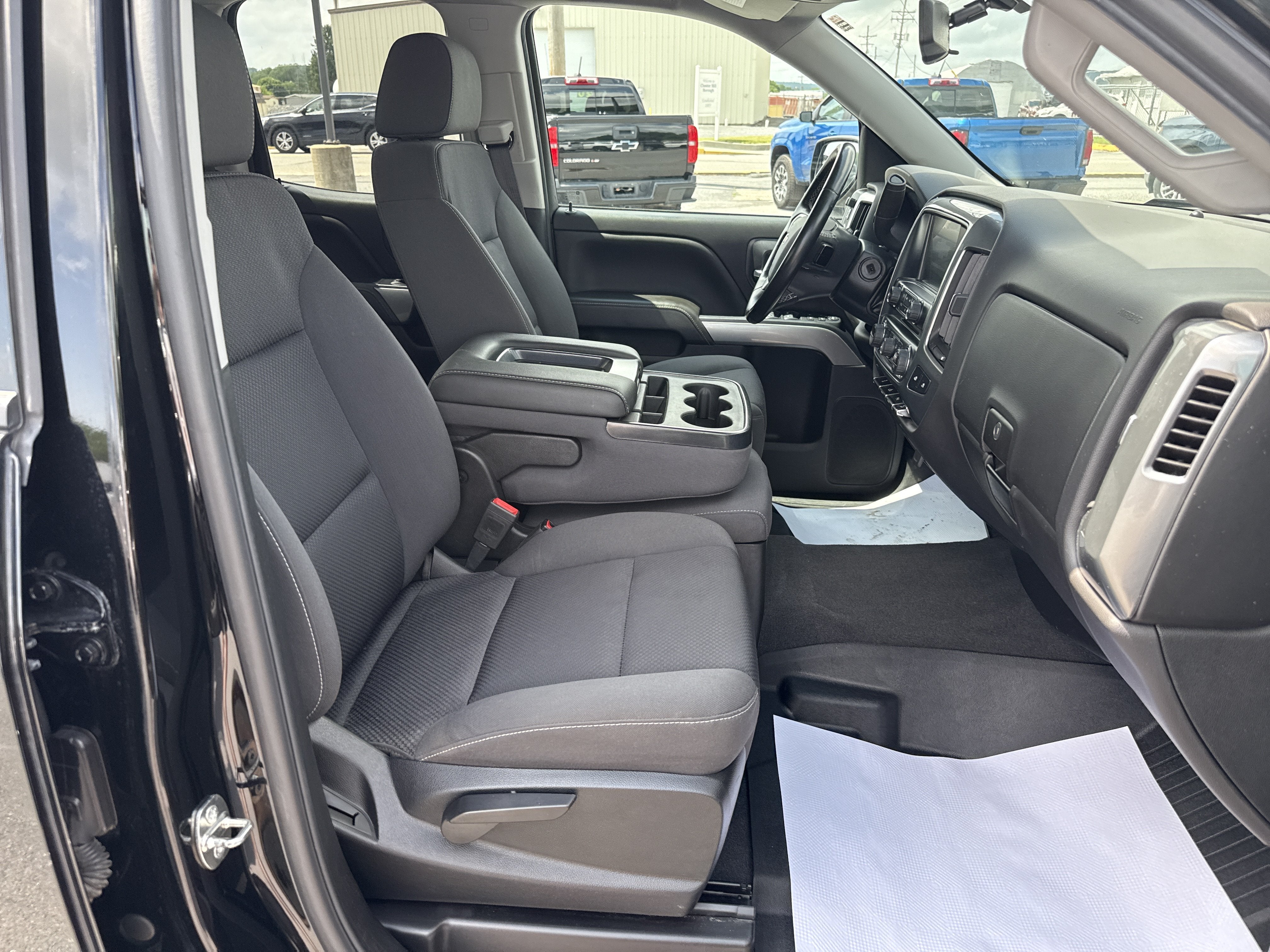 2019 Chevrolet Silverado LD LT