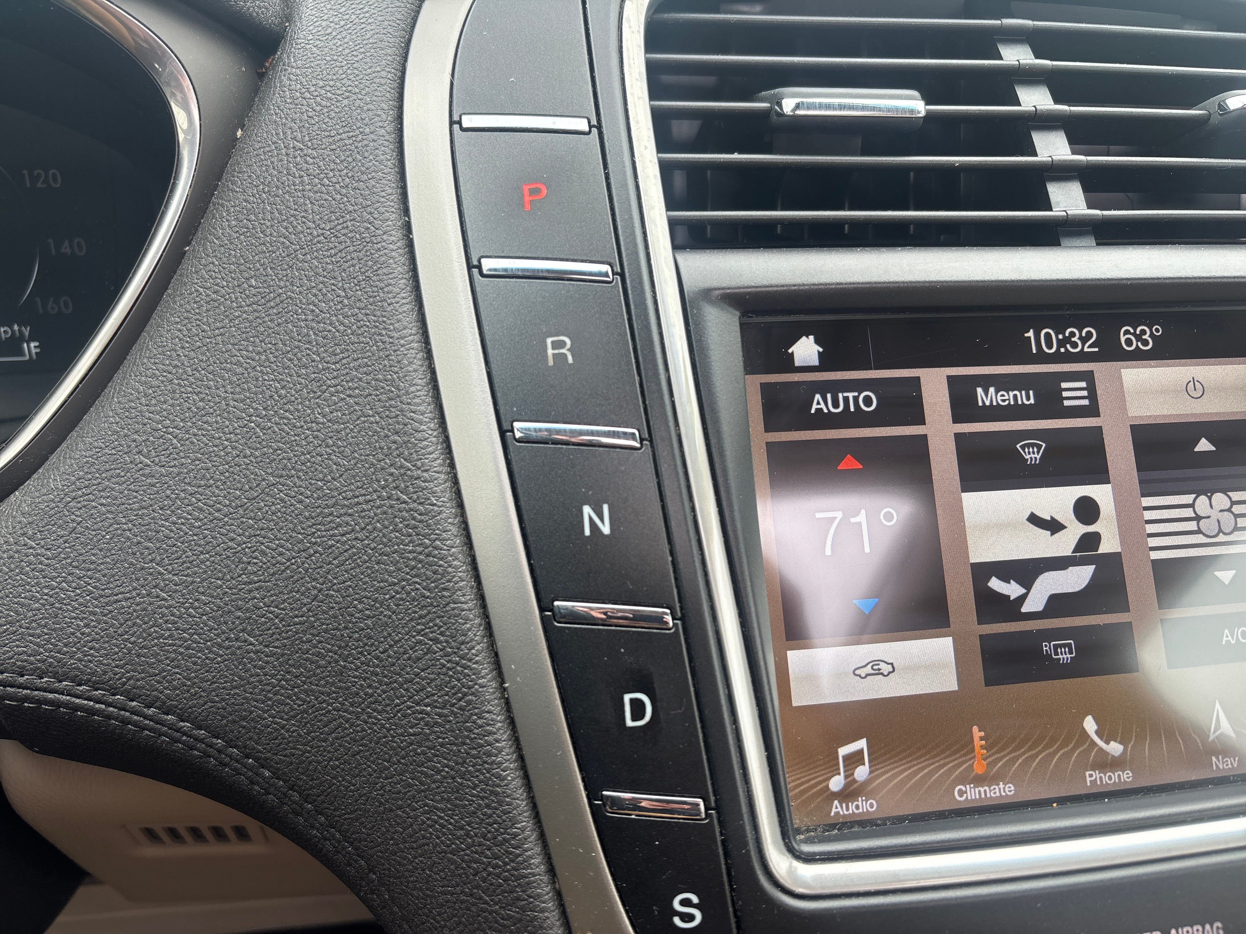 2019 Lincoln Nautilus Select
