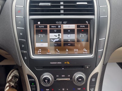 2019 Lincoln Nautilus Select