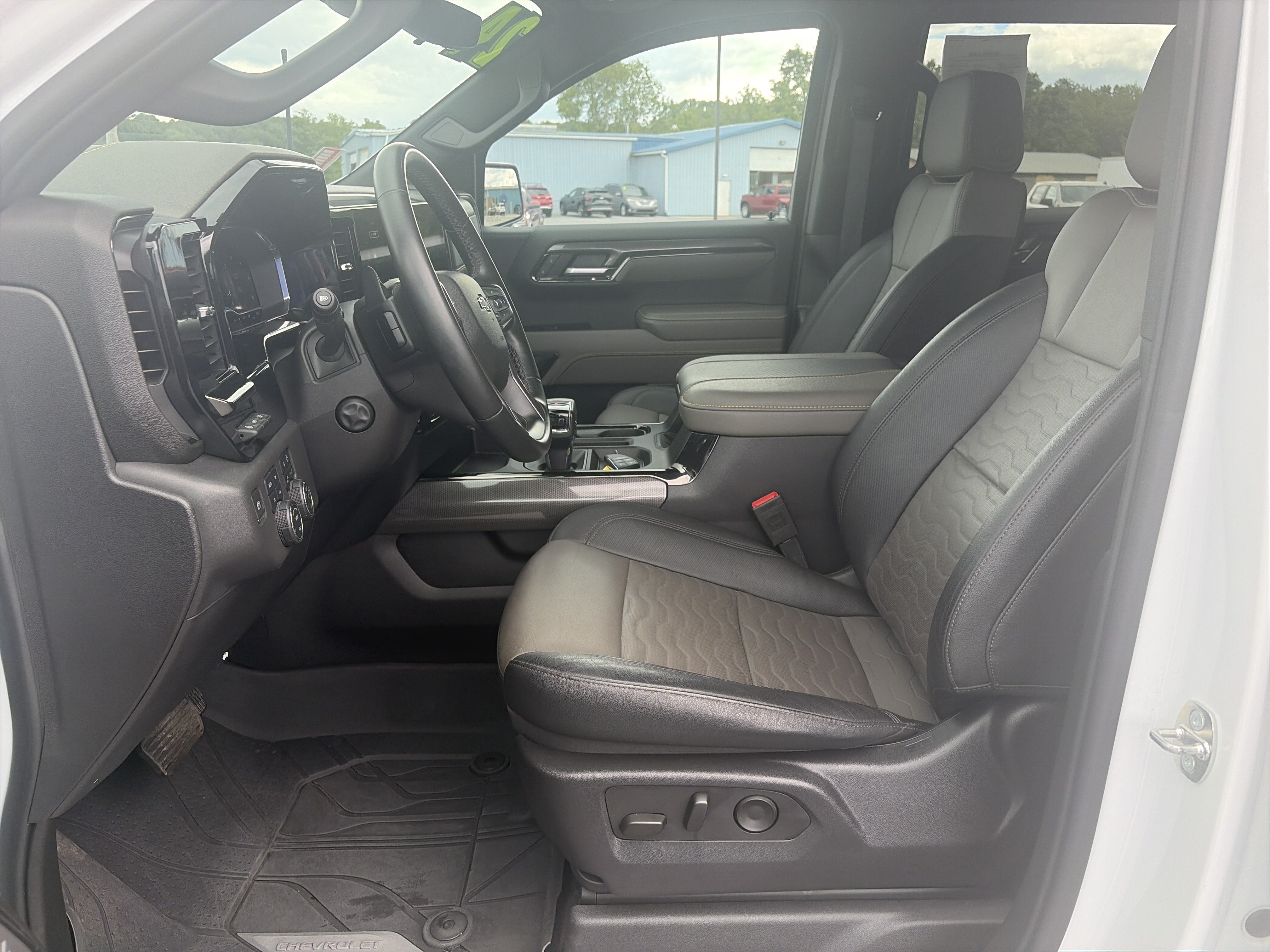 2024 Chevrolet Silverado 1500 ZR2