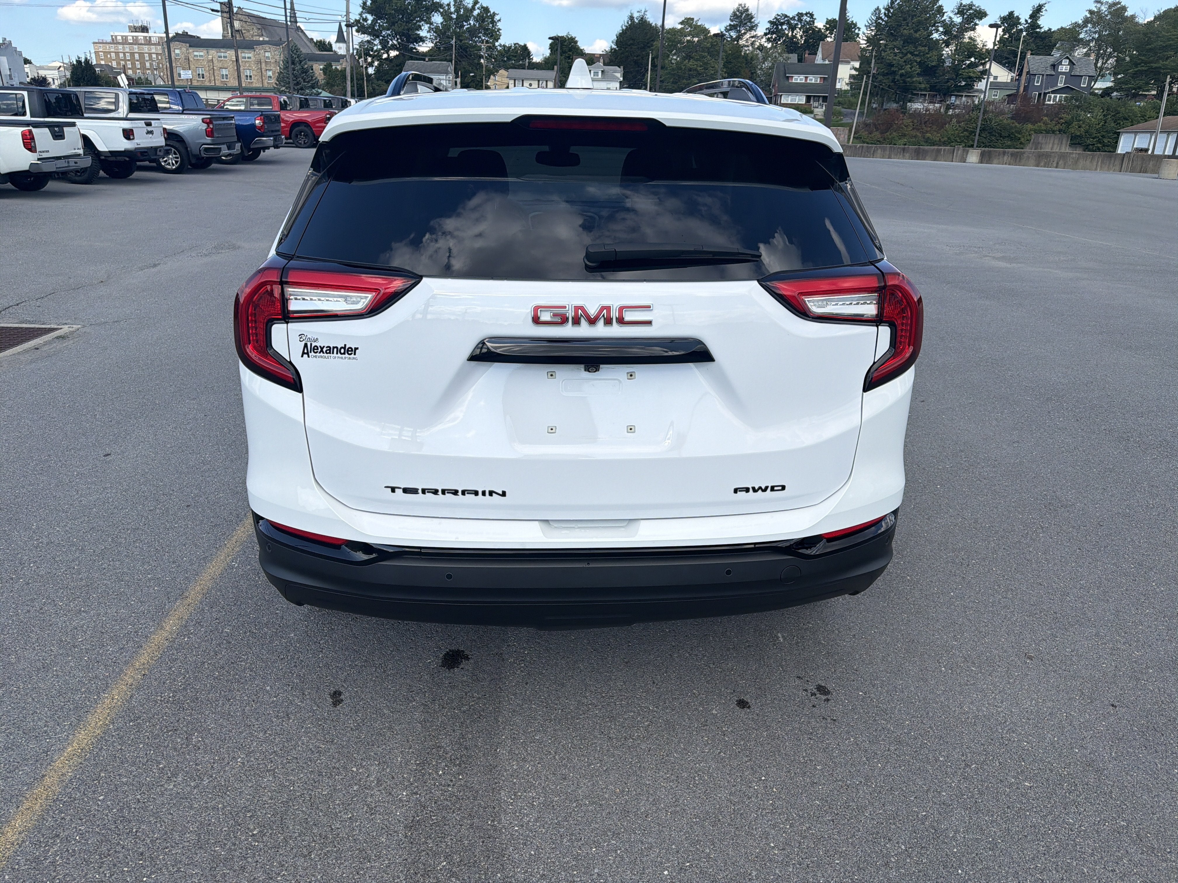 2023 GMC Terrain SLT