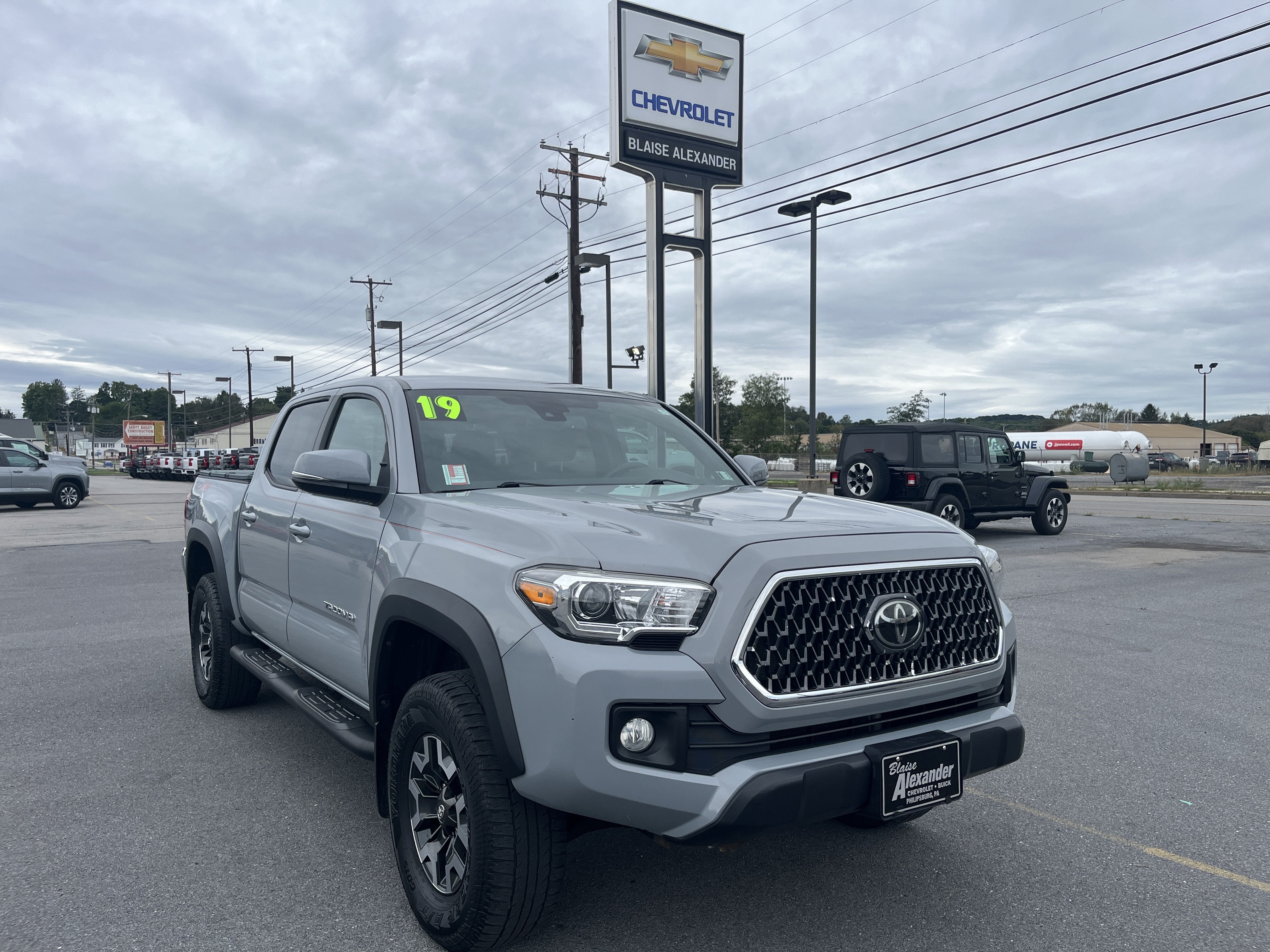 2019 Toyota Tacoma 4WD SR