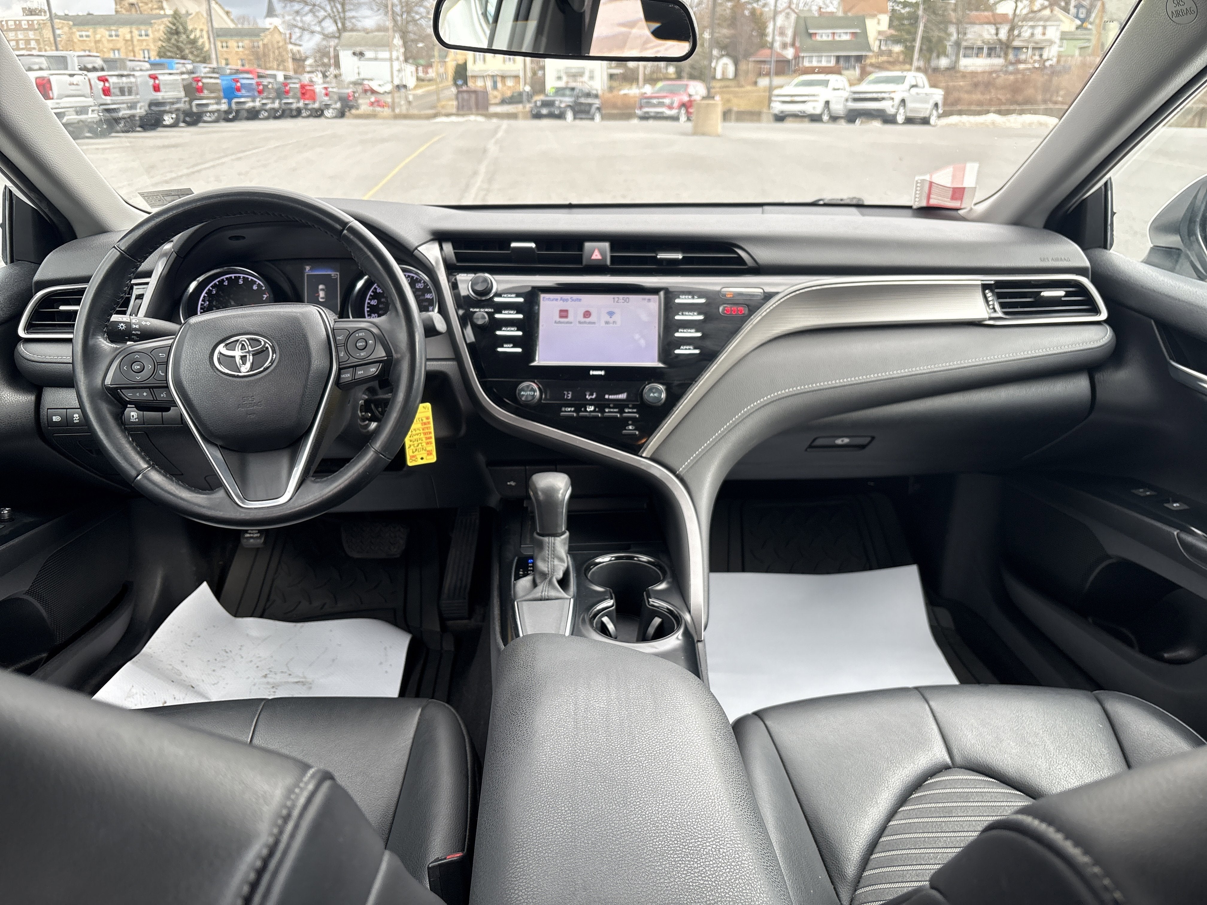 2020 Toyota Camry SE