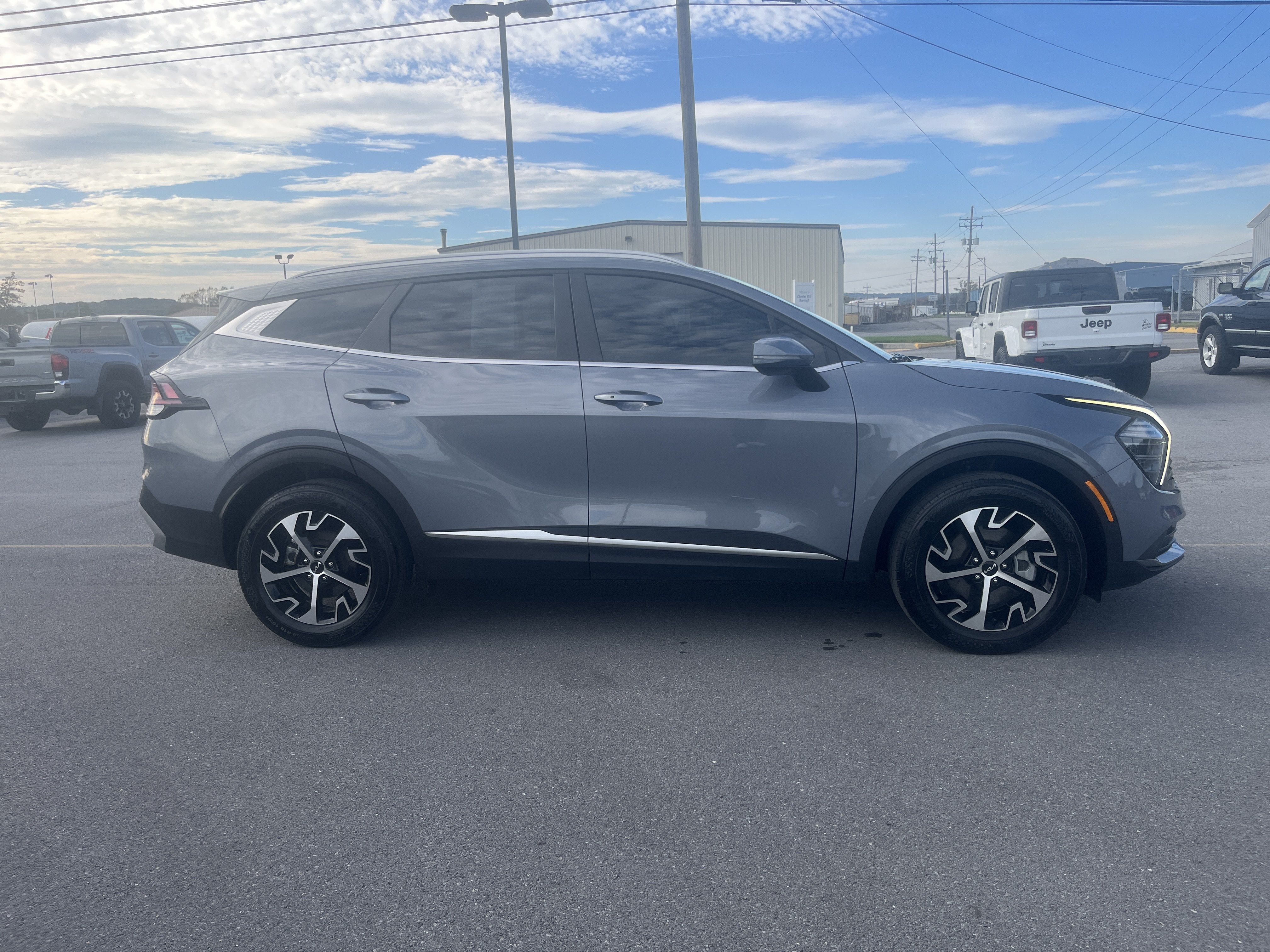 2024 Kia Sportage EX