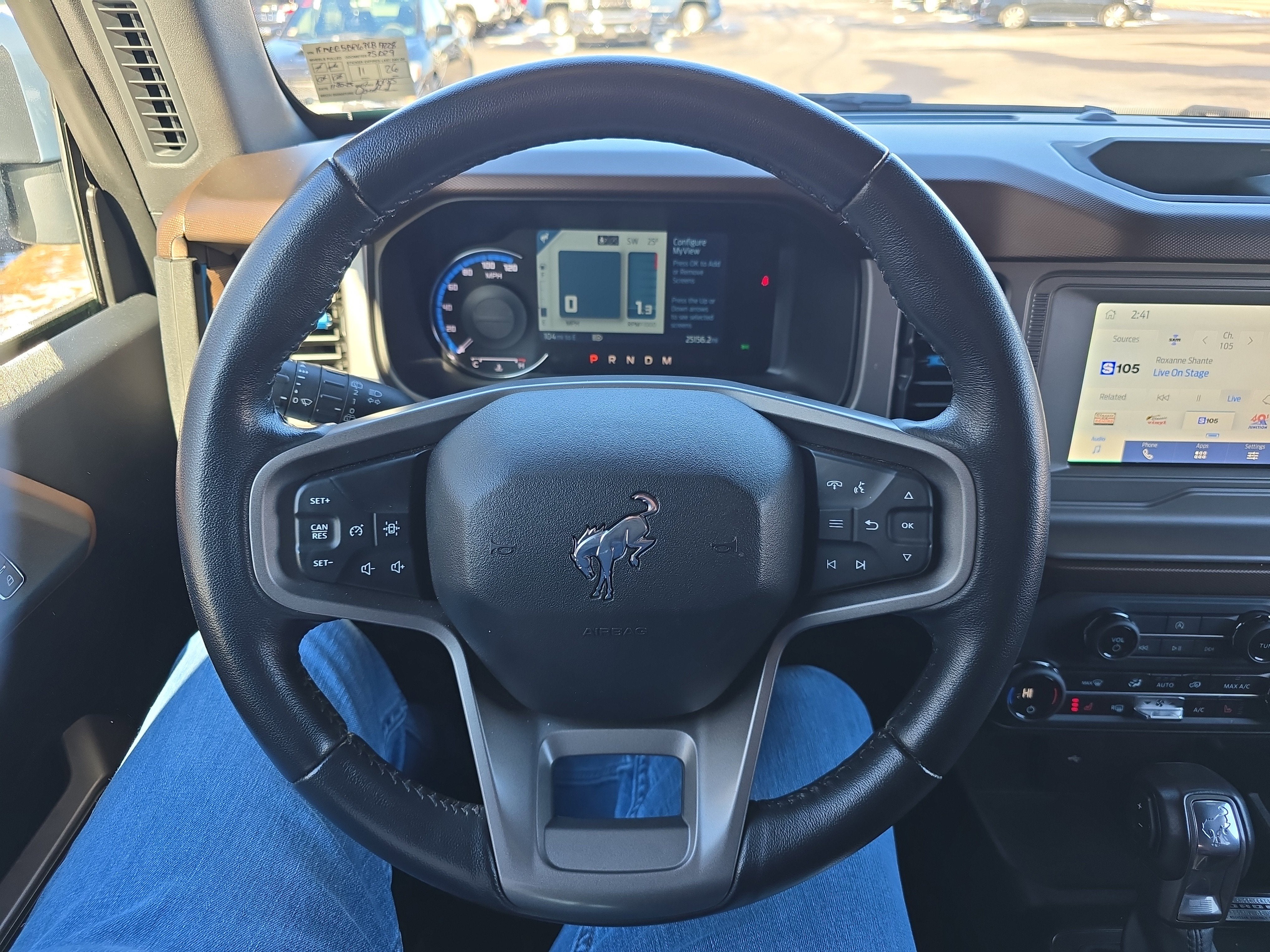 2023 Ford Bronco Base