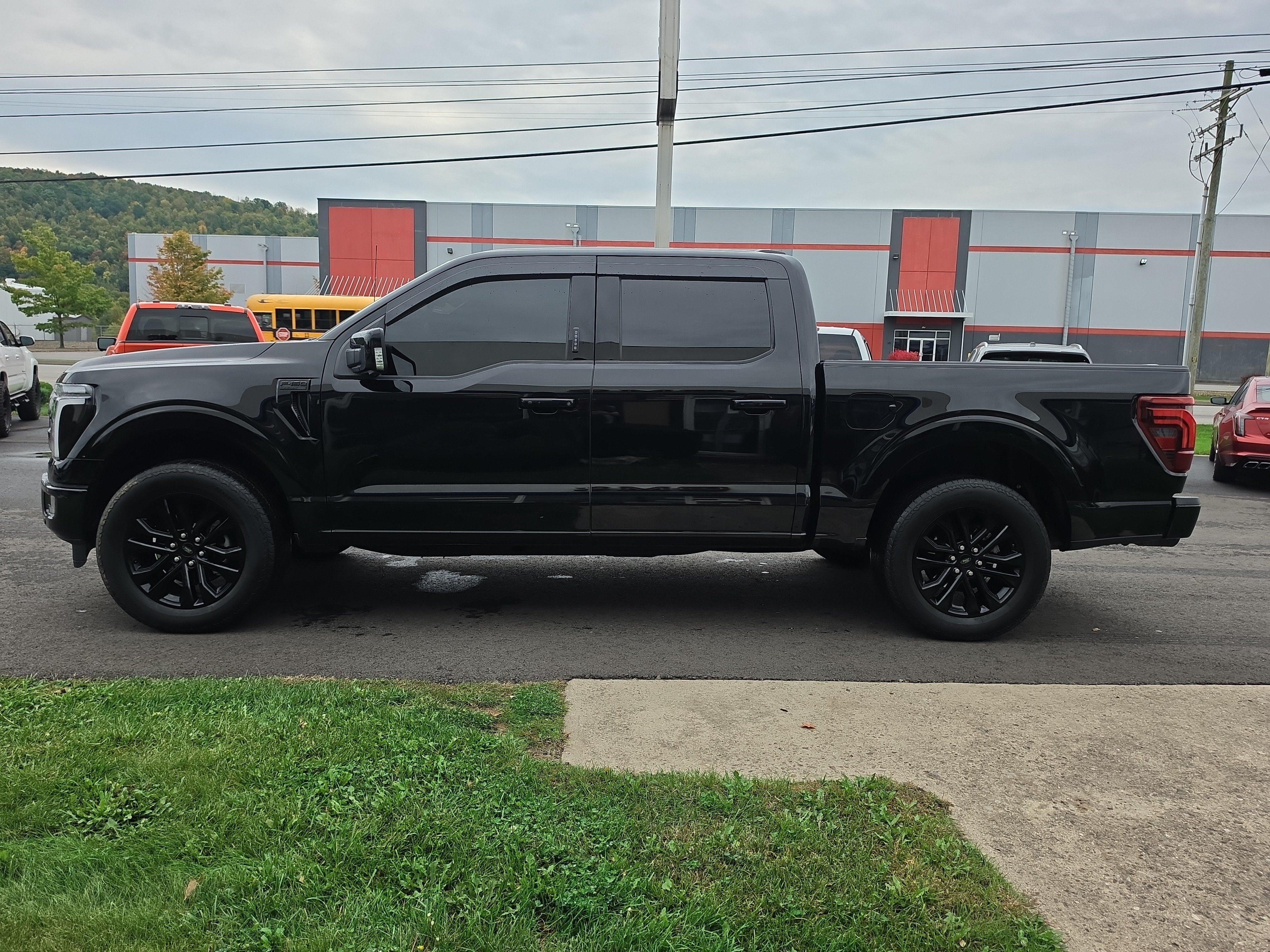 2024 Ford F-150 LARIAT